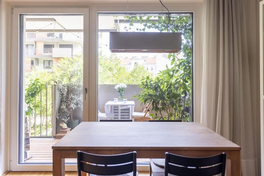 Dream Apartment - Central And Quiet With Ac And Free Parking Garage Wien Exterior foto