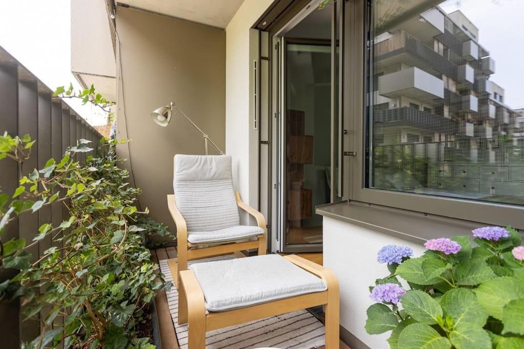 Dream Apartment - Central And Quiet With Ac And Free Parking Garage Wien Exterior foto
