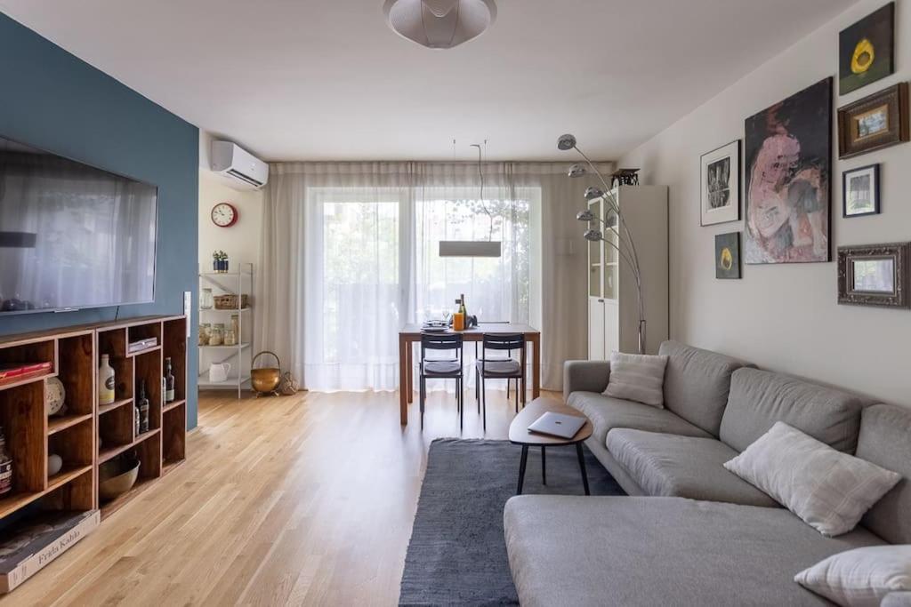 Dream Apartment - Central And Quiet With Ac And Free Parking Garage Wien Exterior foto